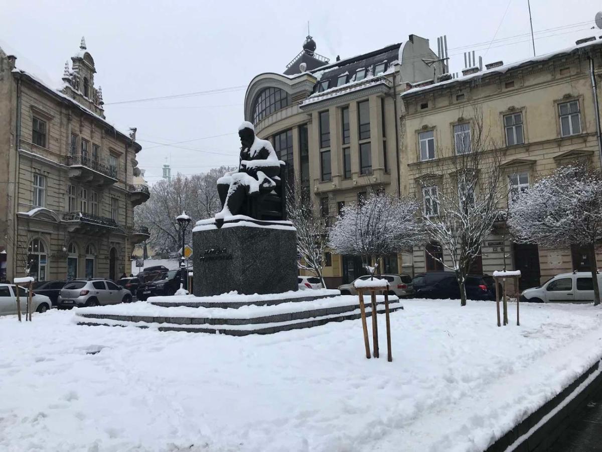 Apartments On Shevchenko Avenue Lviv Eksteriør billede